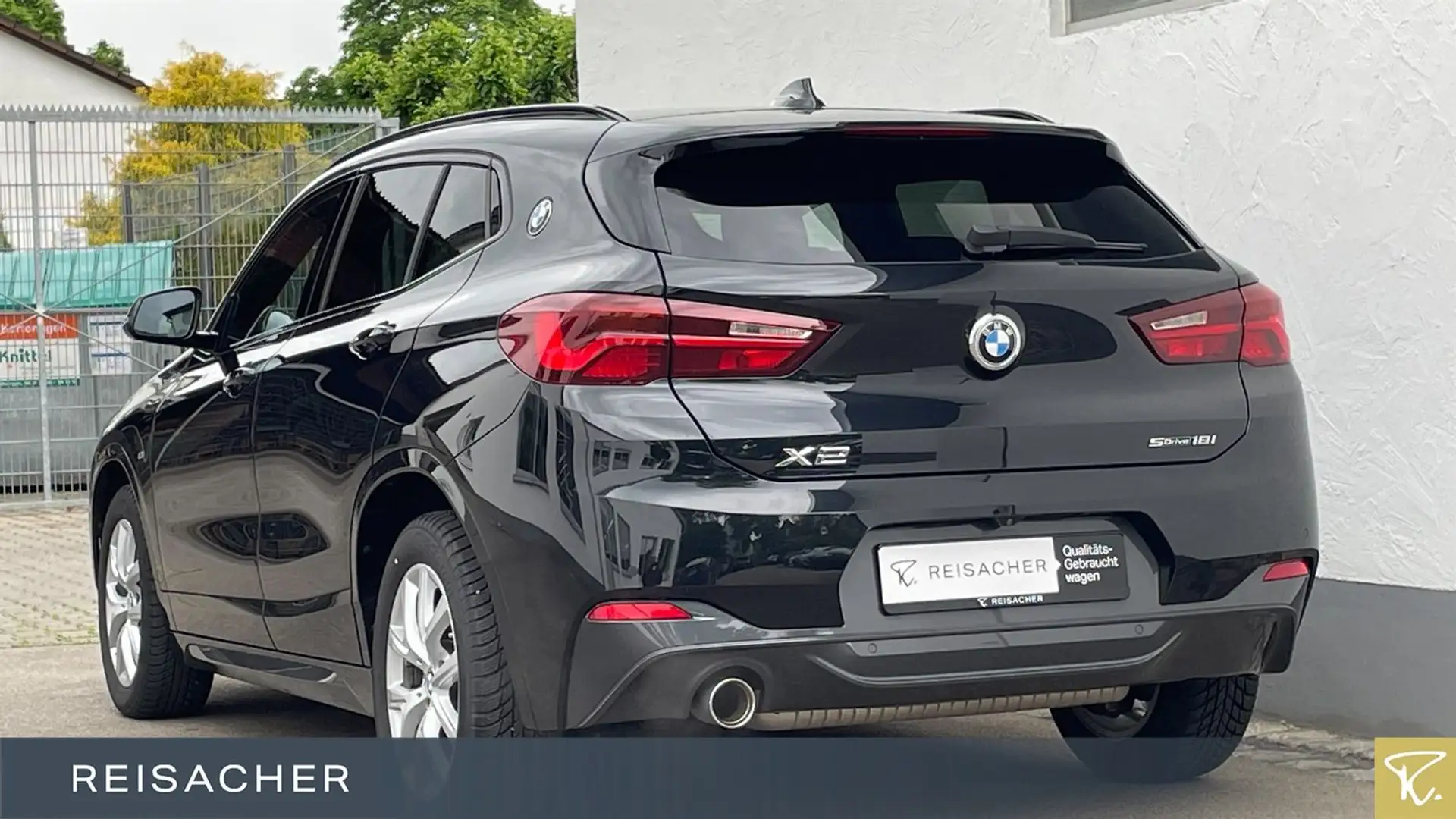 BMW X2 sDrive18i M-Sport,M-Sport,Autom Noir - 2
