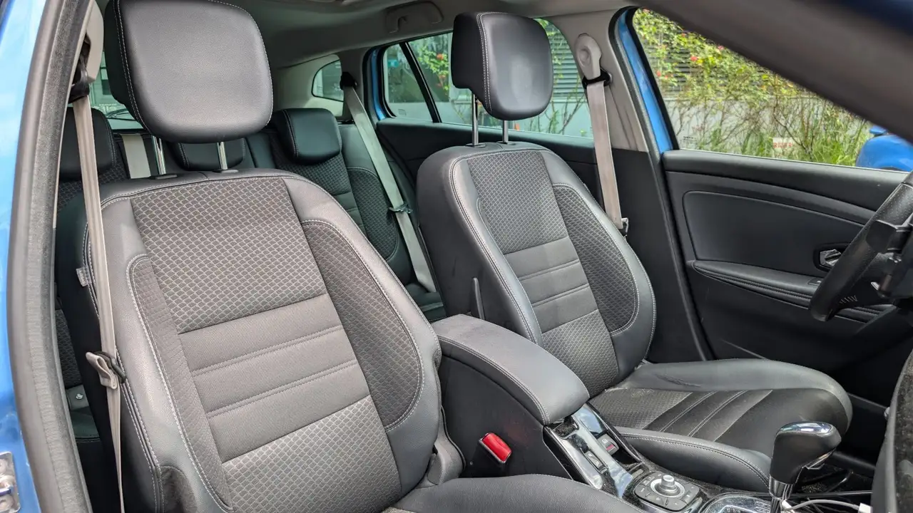 Renault Megane Grandtour — photo 13