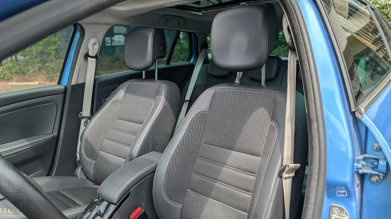 Renault Megane Grandtour — photo 10