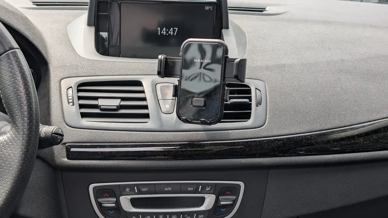 Renault Megane Grandtour — photo 20