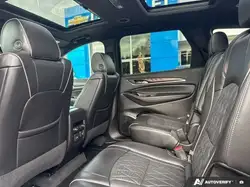 Buick Enclave снимка Buick Enclave