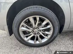 Buick Enclave снимка Buick Enclave