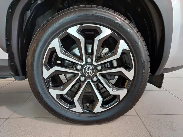 Toyota Yaris Cross view 14
