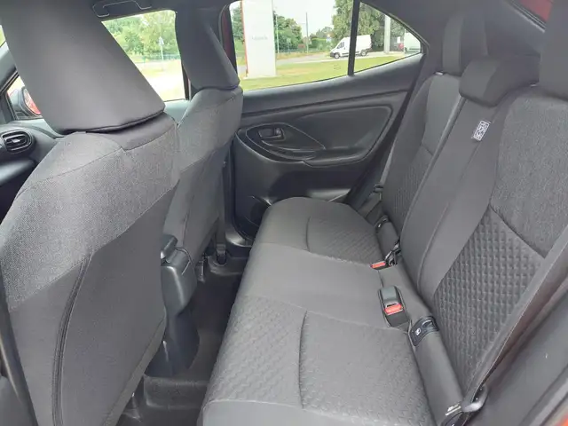 Toyota Yaris Cross view 12