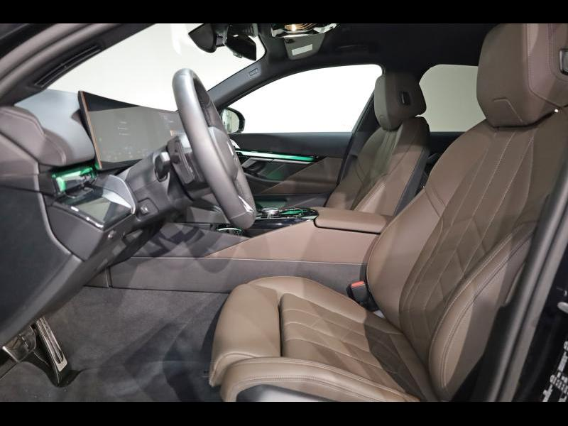 BMW 550 e xDrive Berline Kit M Sport — photo 9