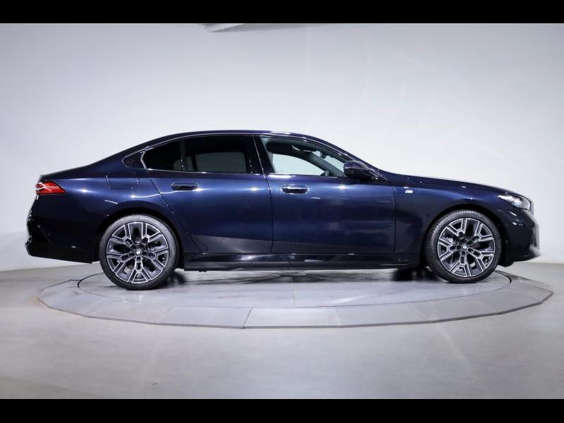 BMW 550 e xDrive Berline Kit M Sport — photo 3