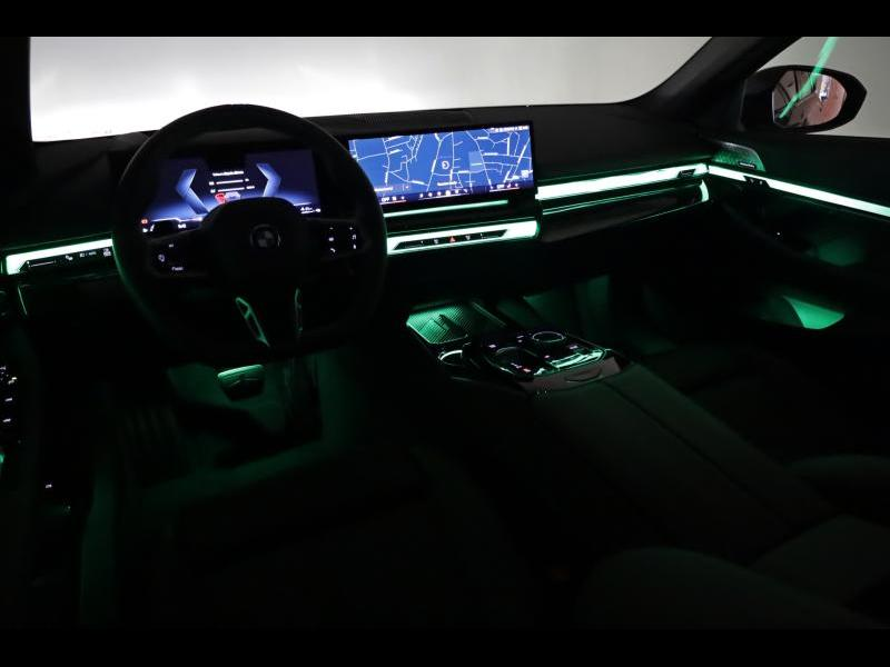 BMW 550 e xDrive Berline Kit M Sport — photo 12