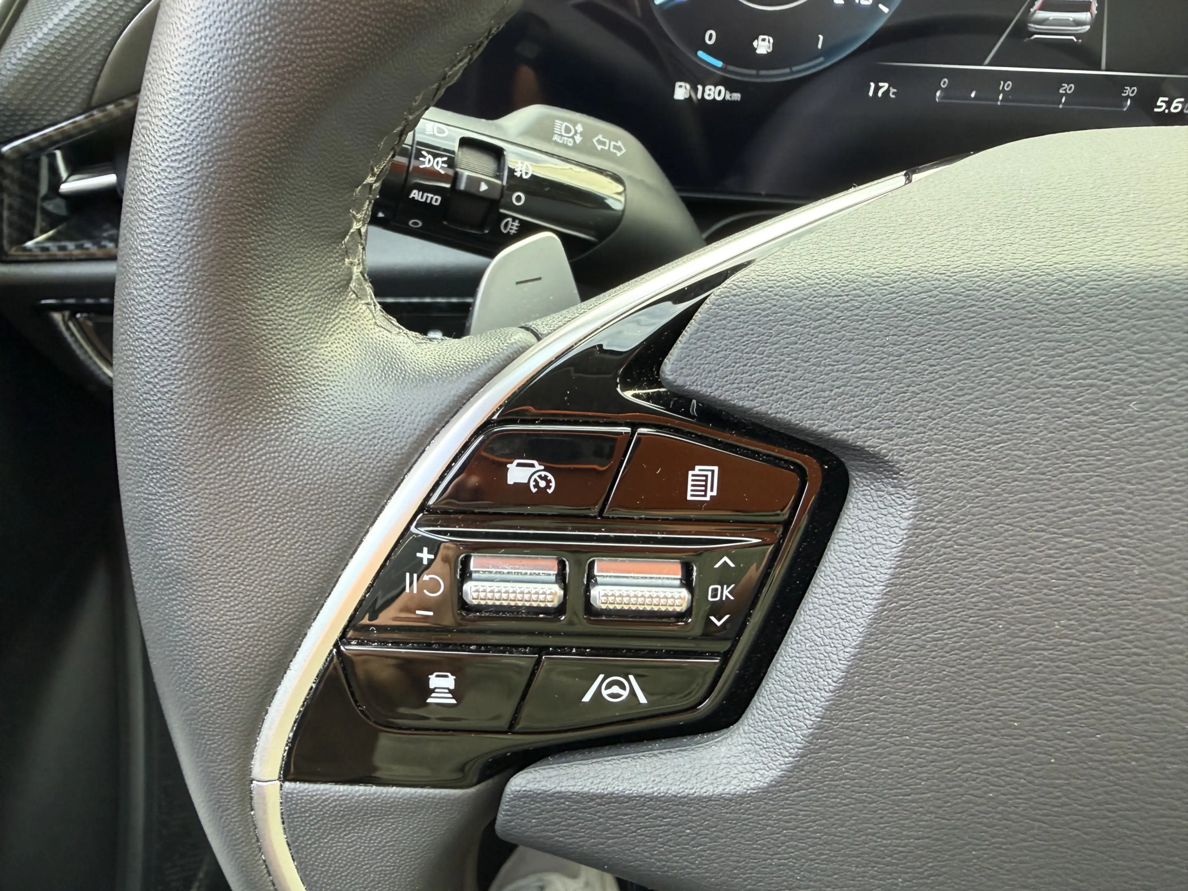Kia Niro 1.6 GDi Hybrid DynamicLine Open Dak Leer El.Klep H — photo 30