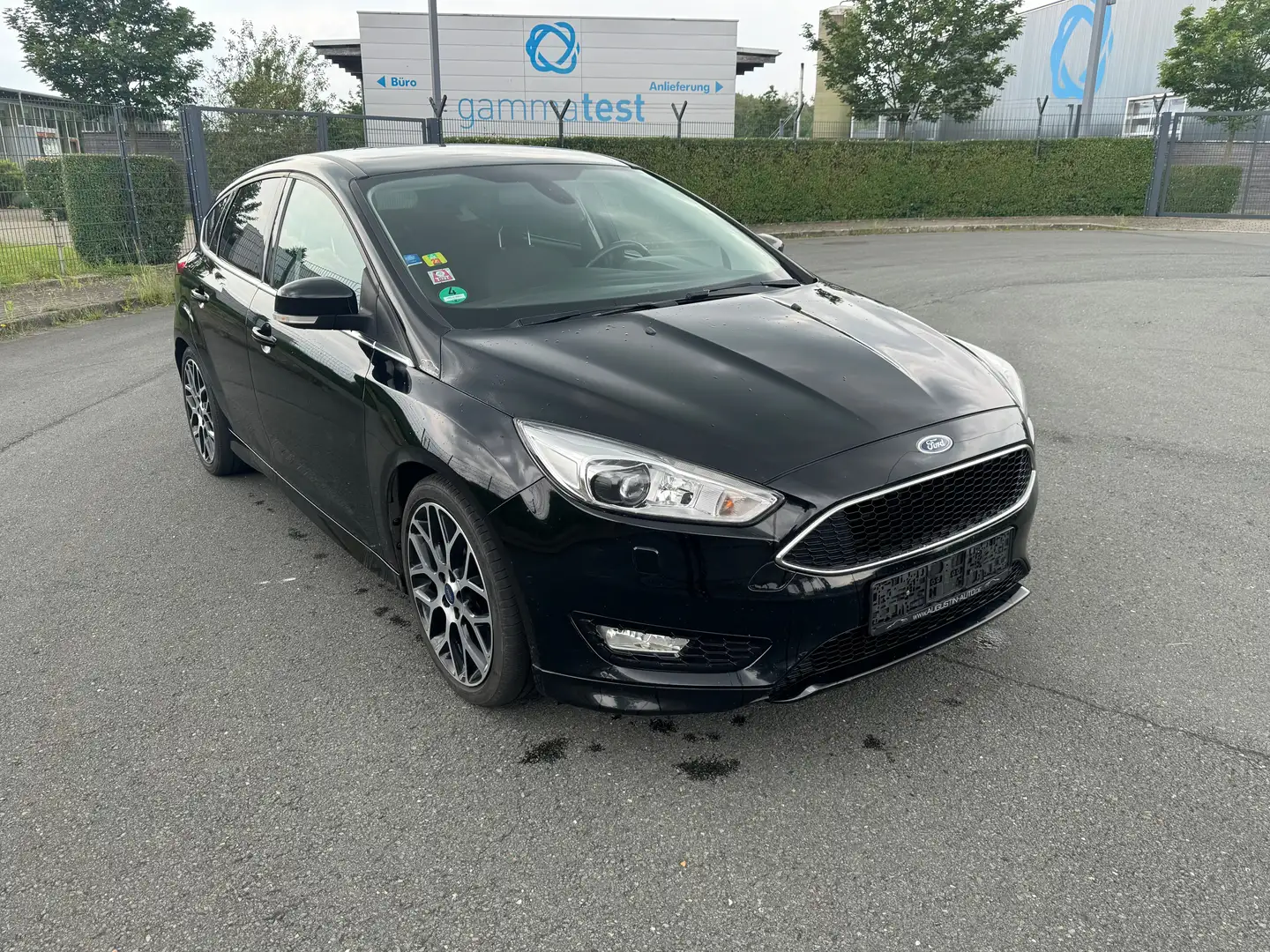 Ford Focus Titanium Zahnriemen&Inspektion&TÜV NEU NAVI TOP Noir - 1