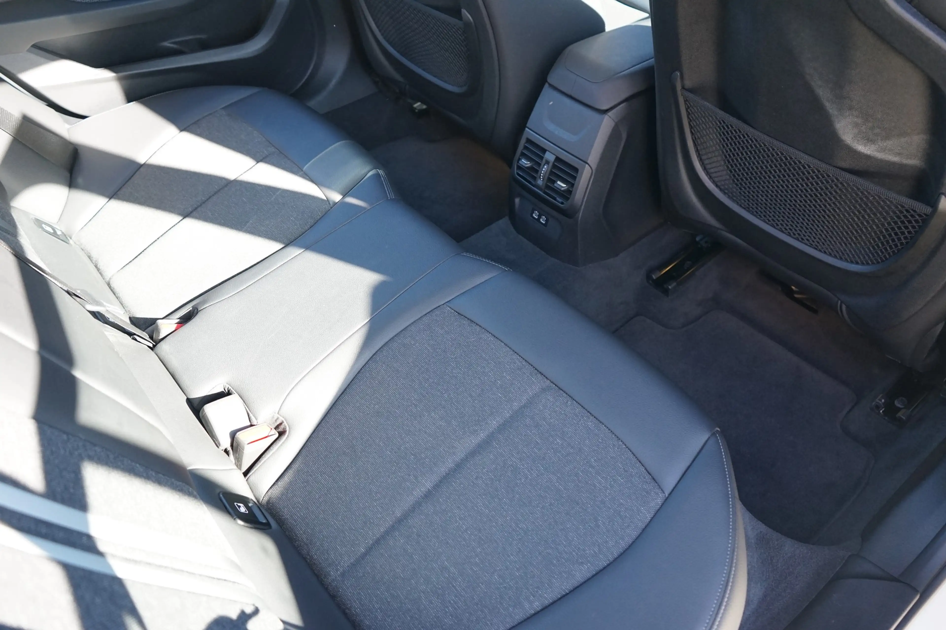 BMW 120 120d xDrive Sport Line LED Navi Spurhalte DAB — photo 7