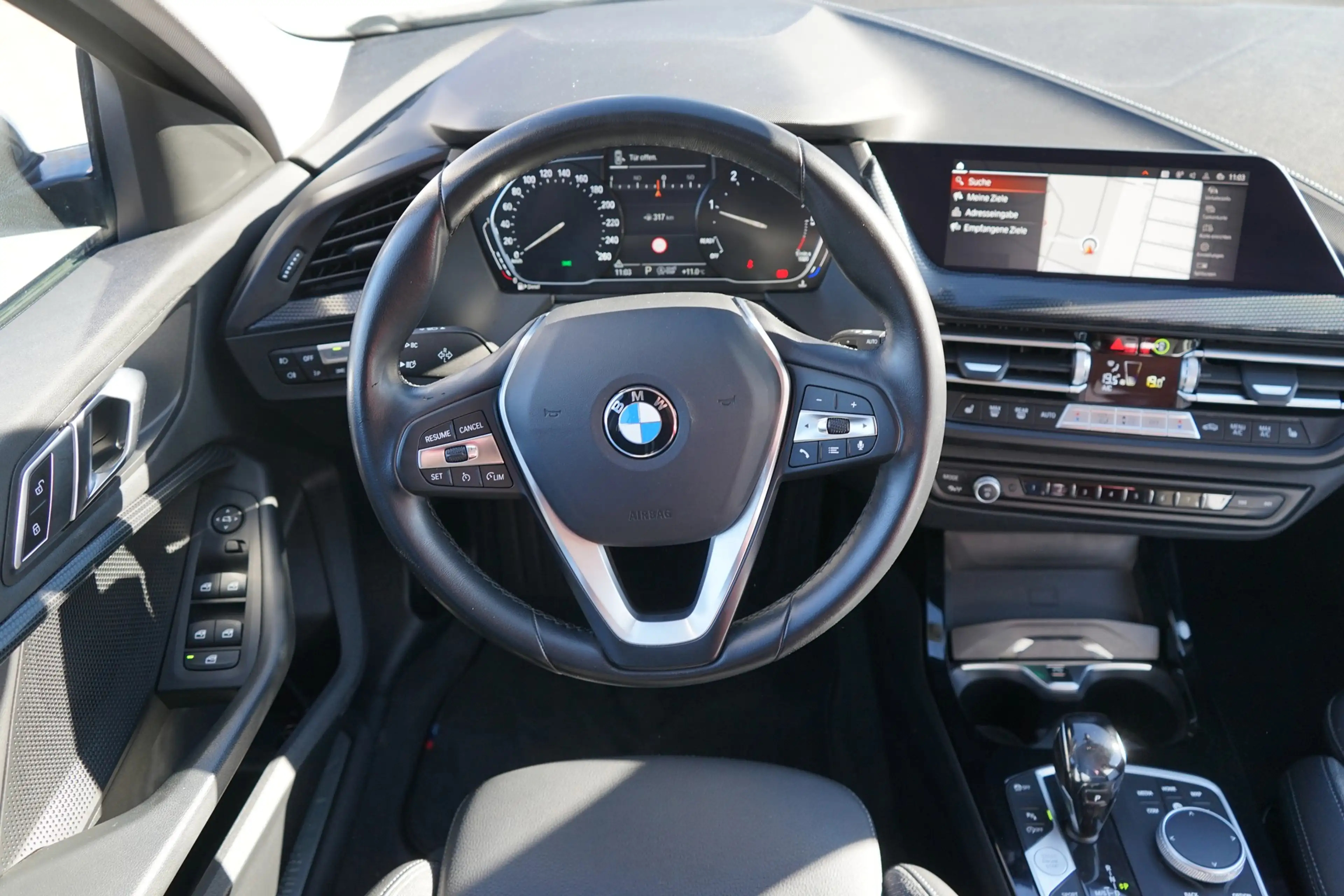 BMW 120 120d xDrive Sport Line LED Navi Spurhalte DAB — photo 9