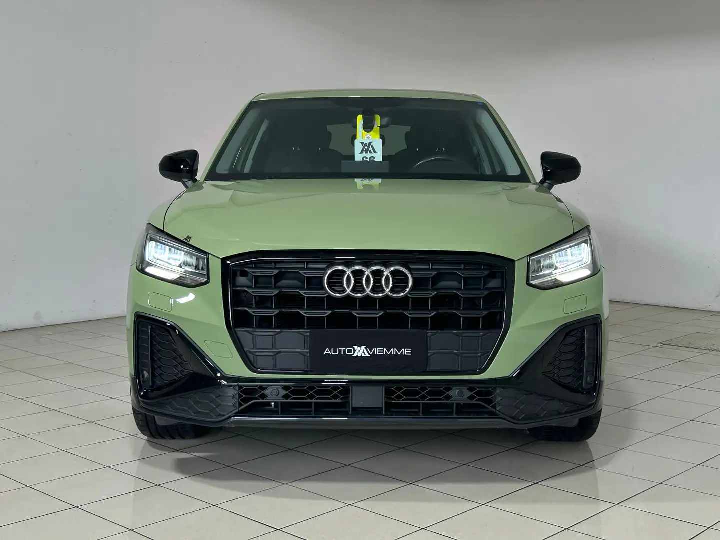 Audi Q2 Identity Black s-tronic 150 cv + cerchi 19 Verde - 2