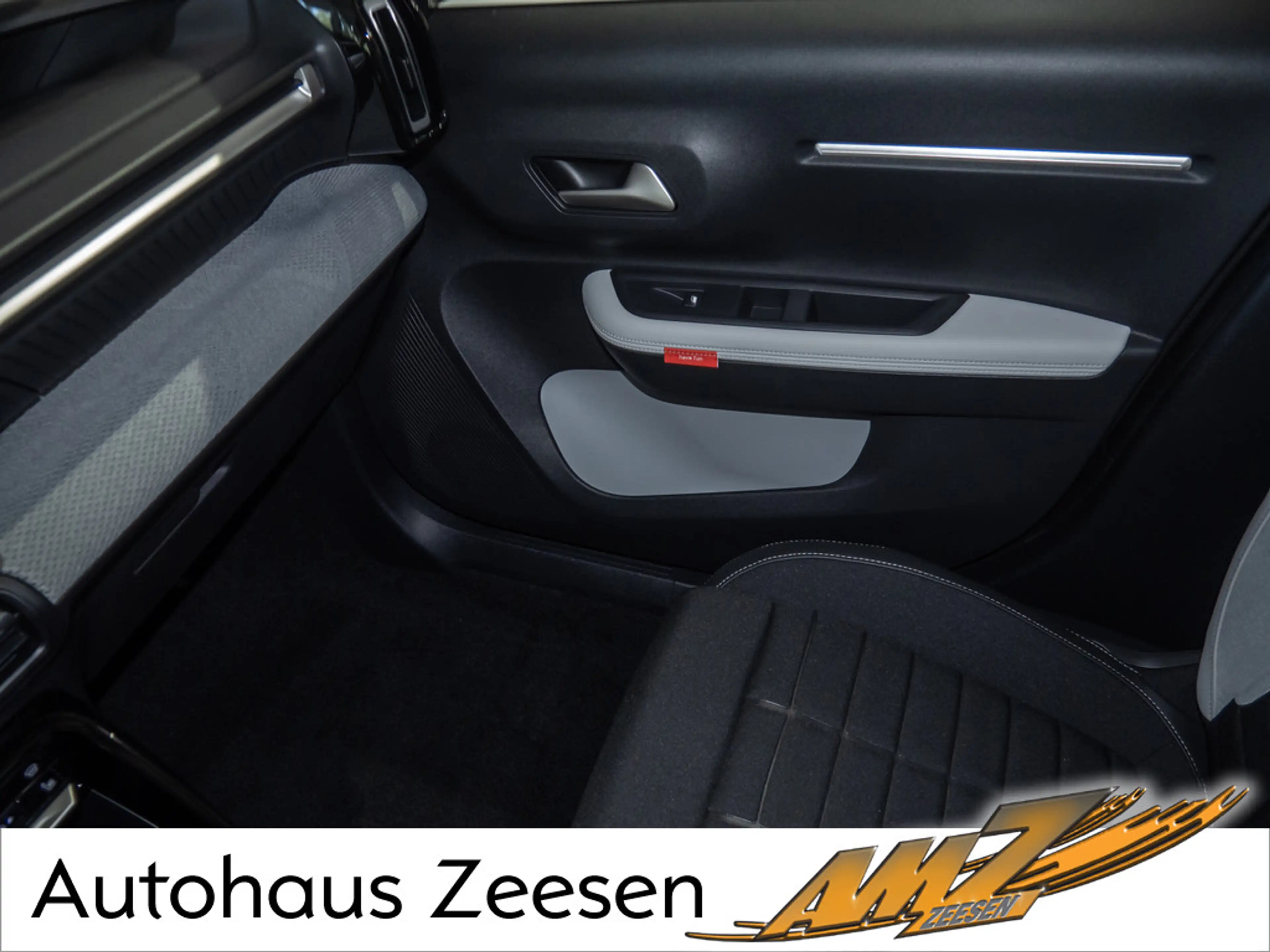 Citroen C3 Hybrid 110 Plus LED SITZHEIZUNG PDC HUD — photo 12