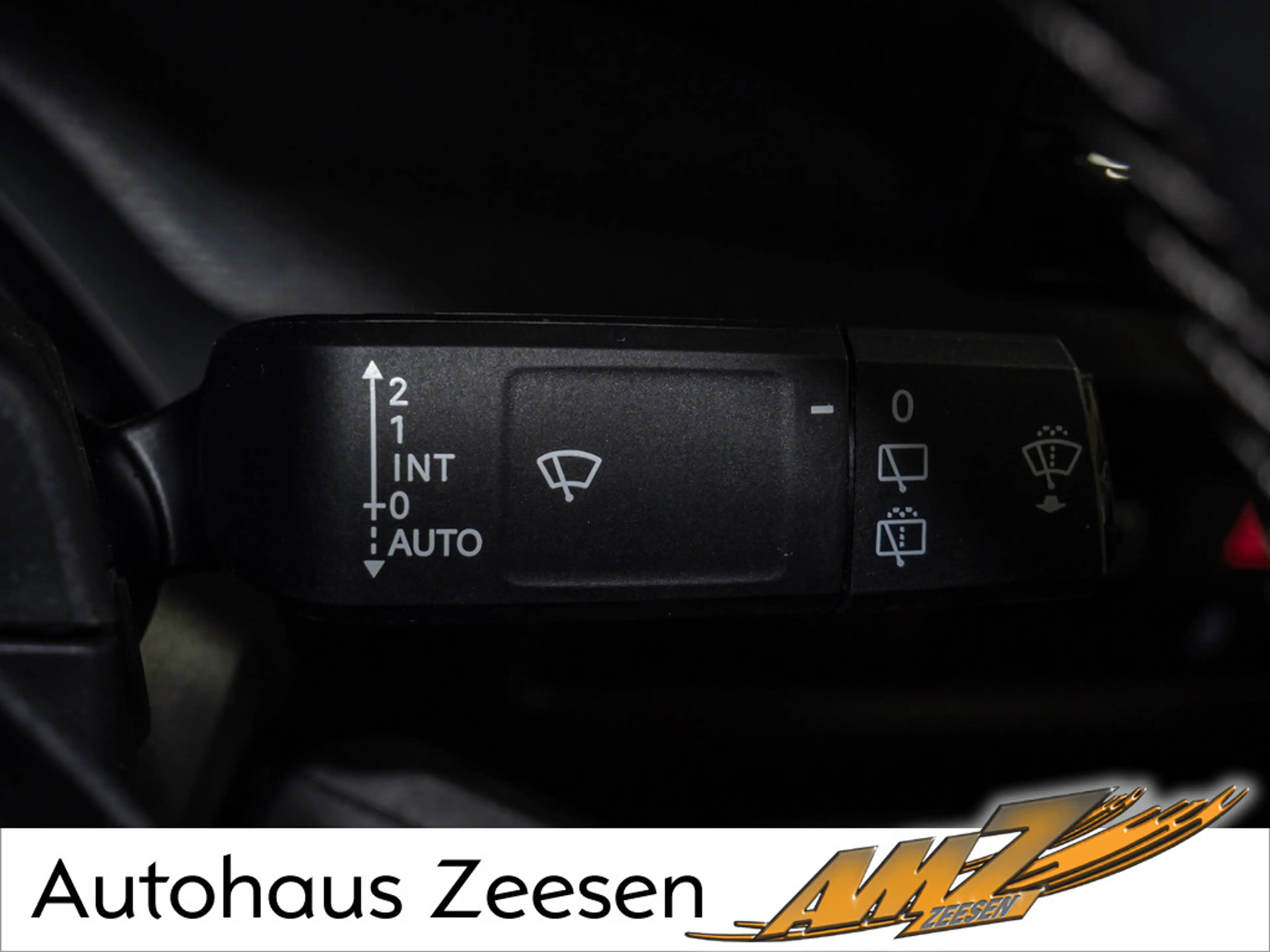 Citroen C3 Hybrid 110 Plus LED SITZHEIZUNG PDC HUD — photo 14
