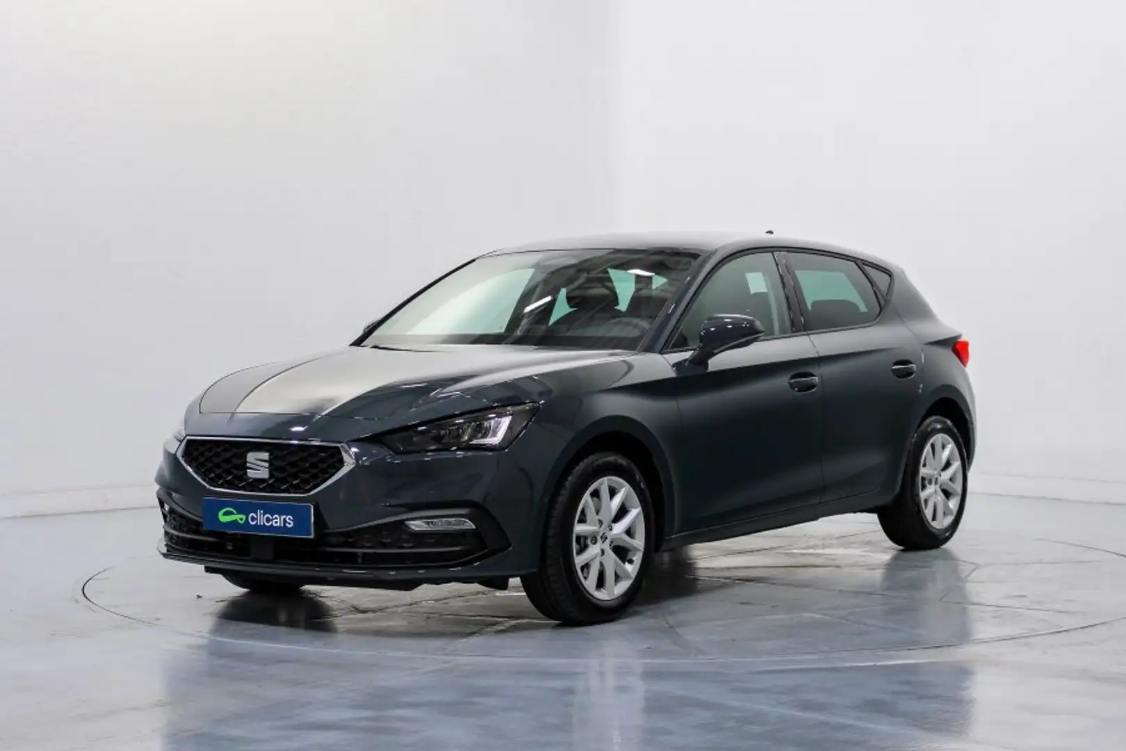 SEAT Leon 1.5 eTSI S&S Style DSG-7 115 Negro - 1