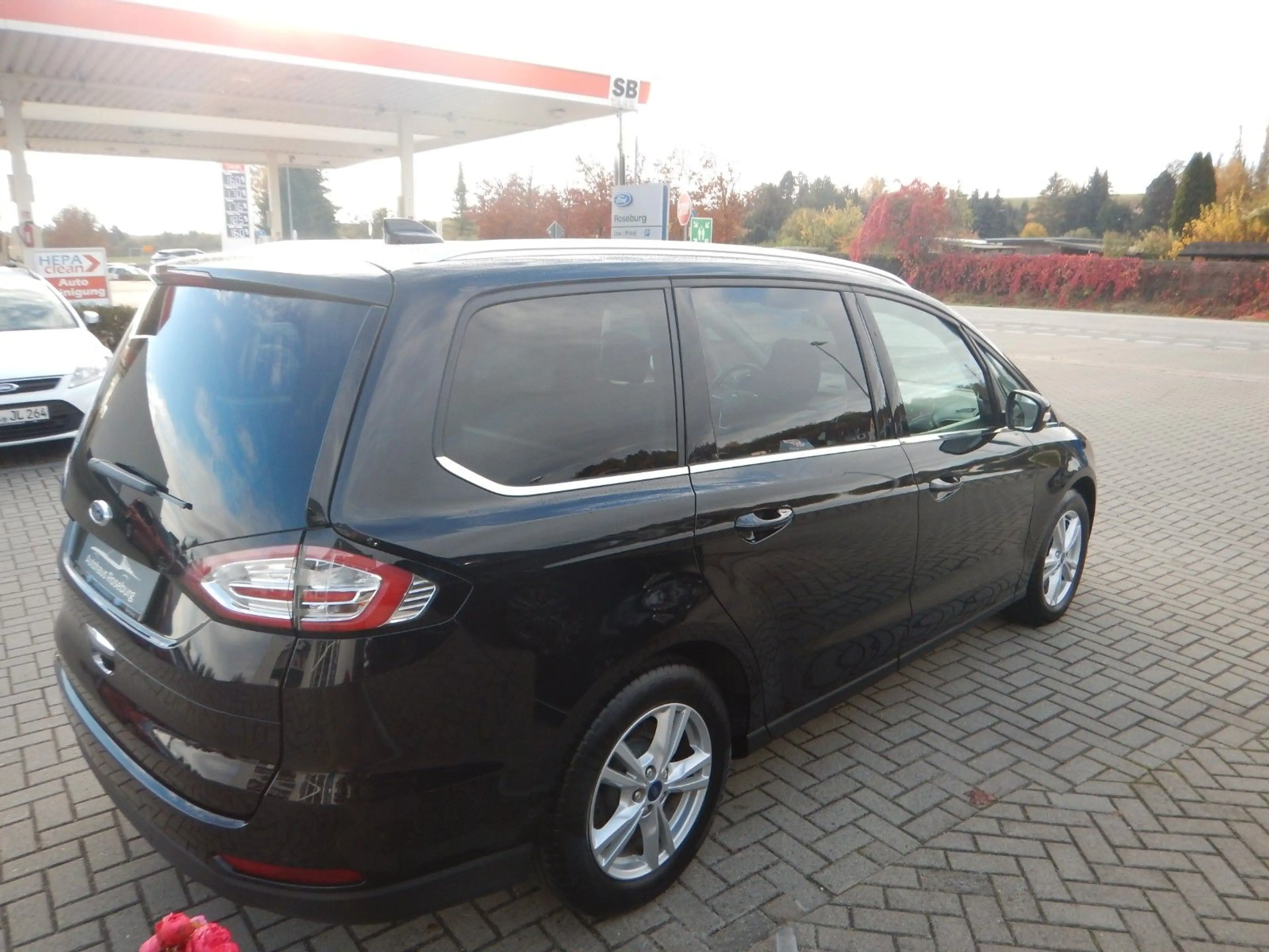 Ford Galaxy Titanium Navi LED Kamera AHK PanoDach — photo 5