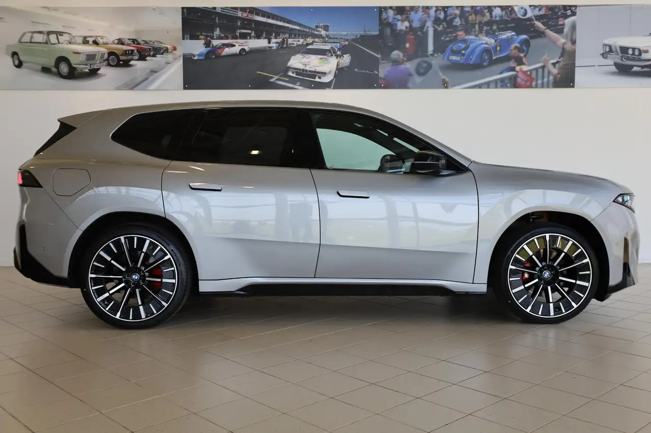 BMW iX3 2026