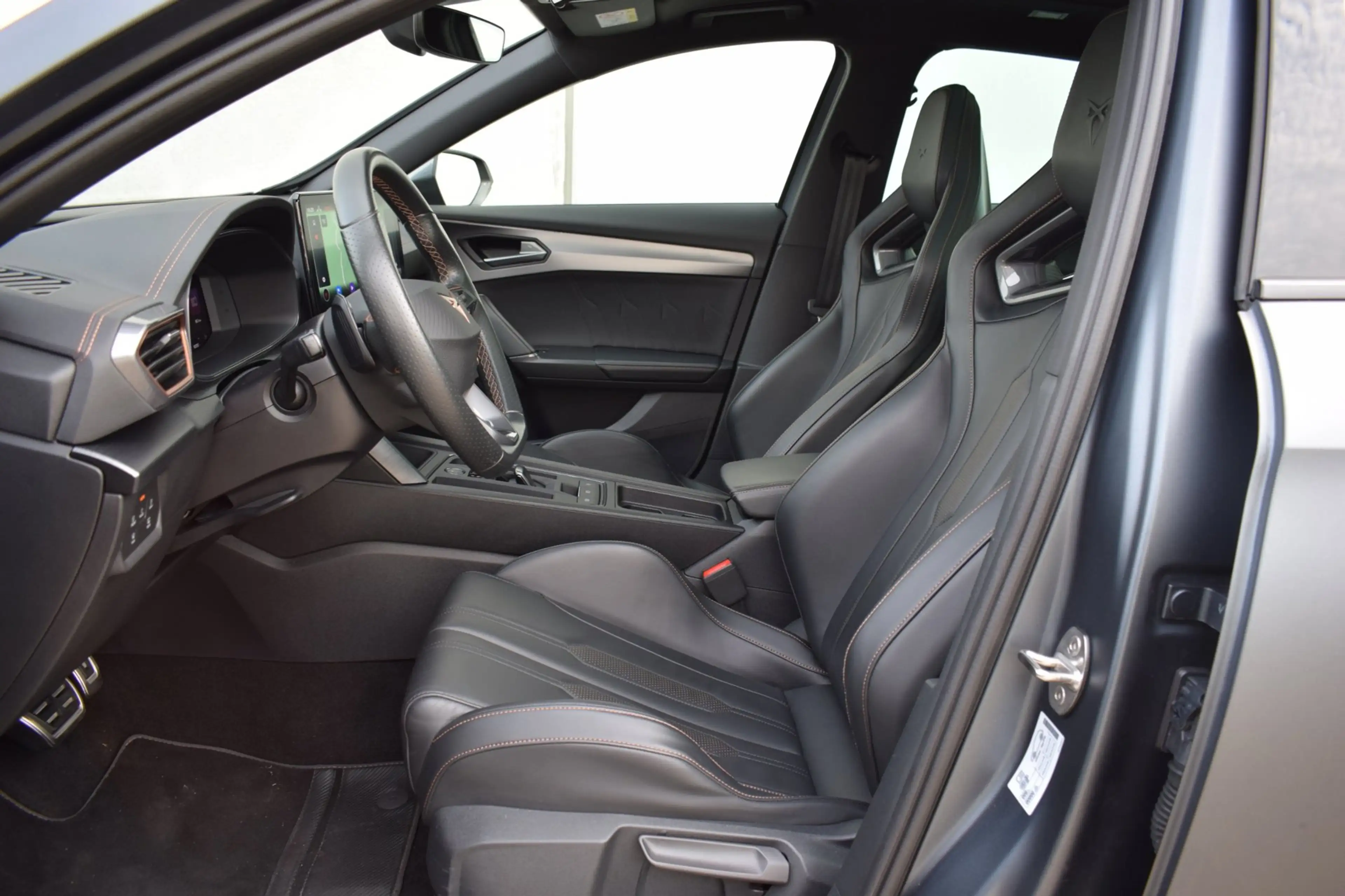 CUPRA Formentor 1.4 e-Hybrid VZ 245PK PHEV Copper Edition SCHAALST — photo 3