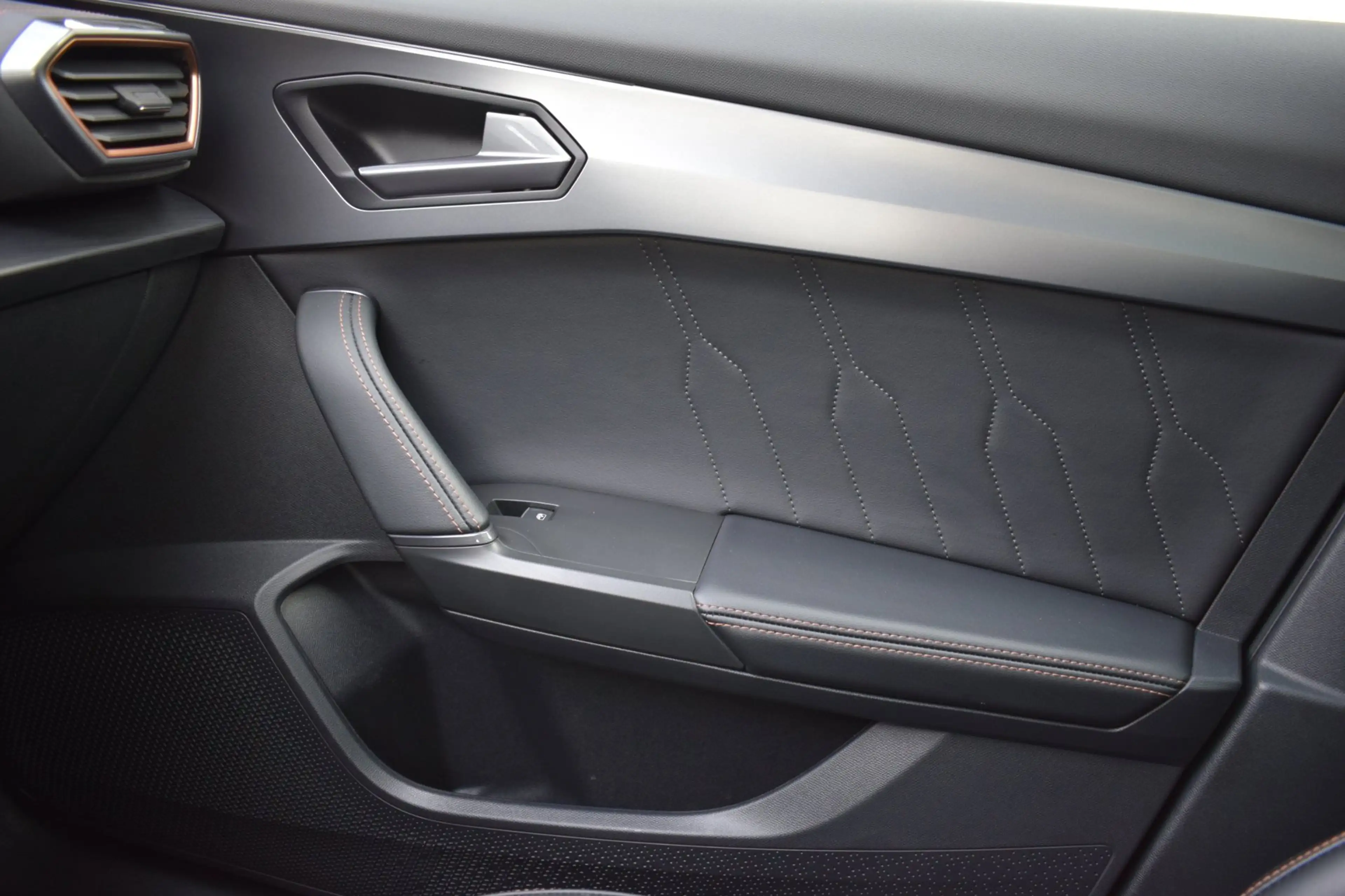 CUPRA Formentor 1.4 e-Hybrid VZ 245PK PHEV Copper Edition SCHAALST — photo 42