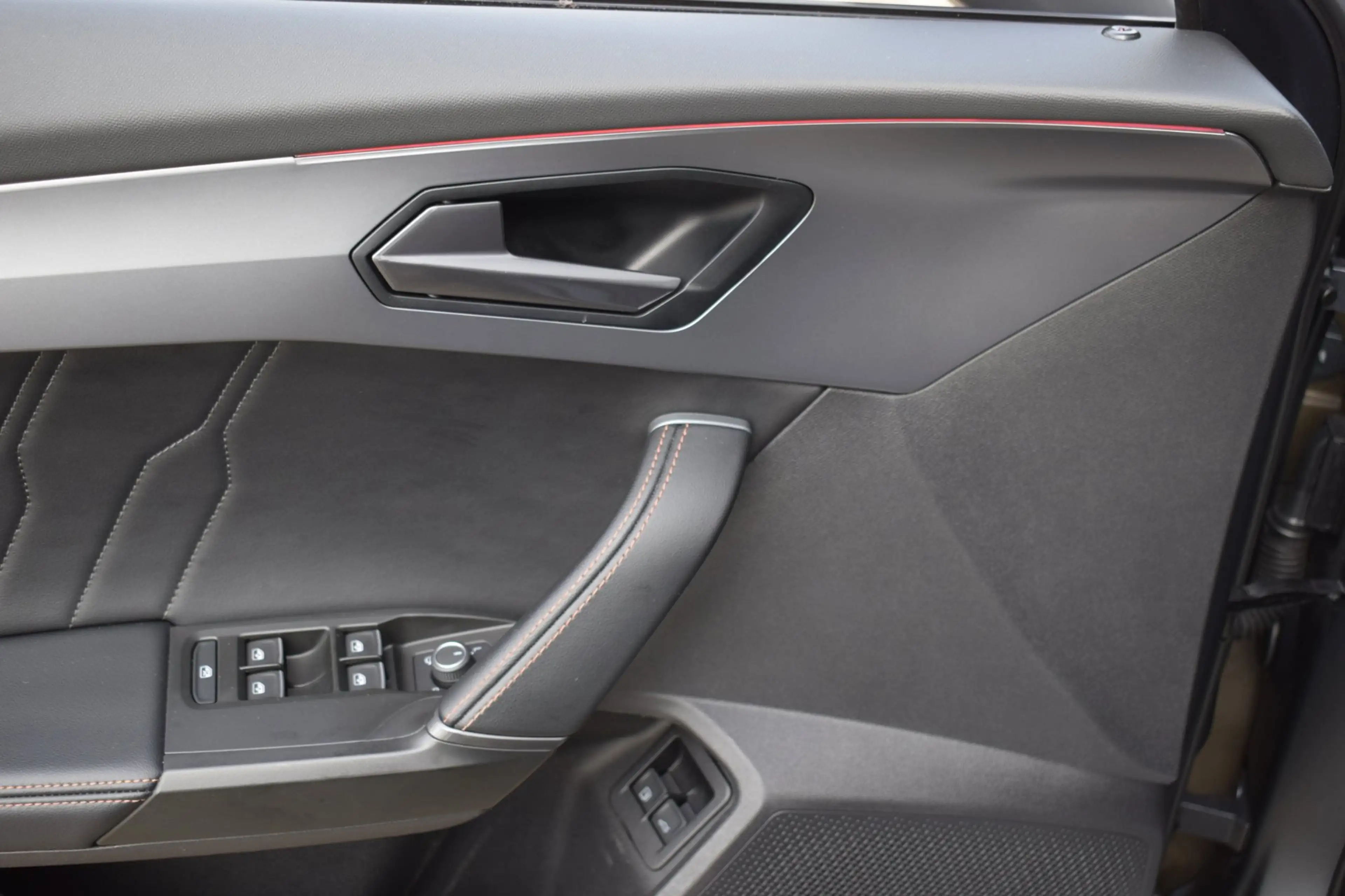 CUPRA Formentor 1.4 e-Hybrid VZ 245PK PHEV Copper Edition SCHAALST — photo 32