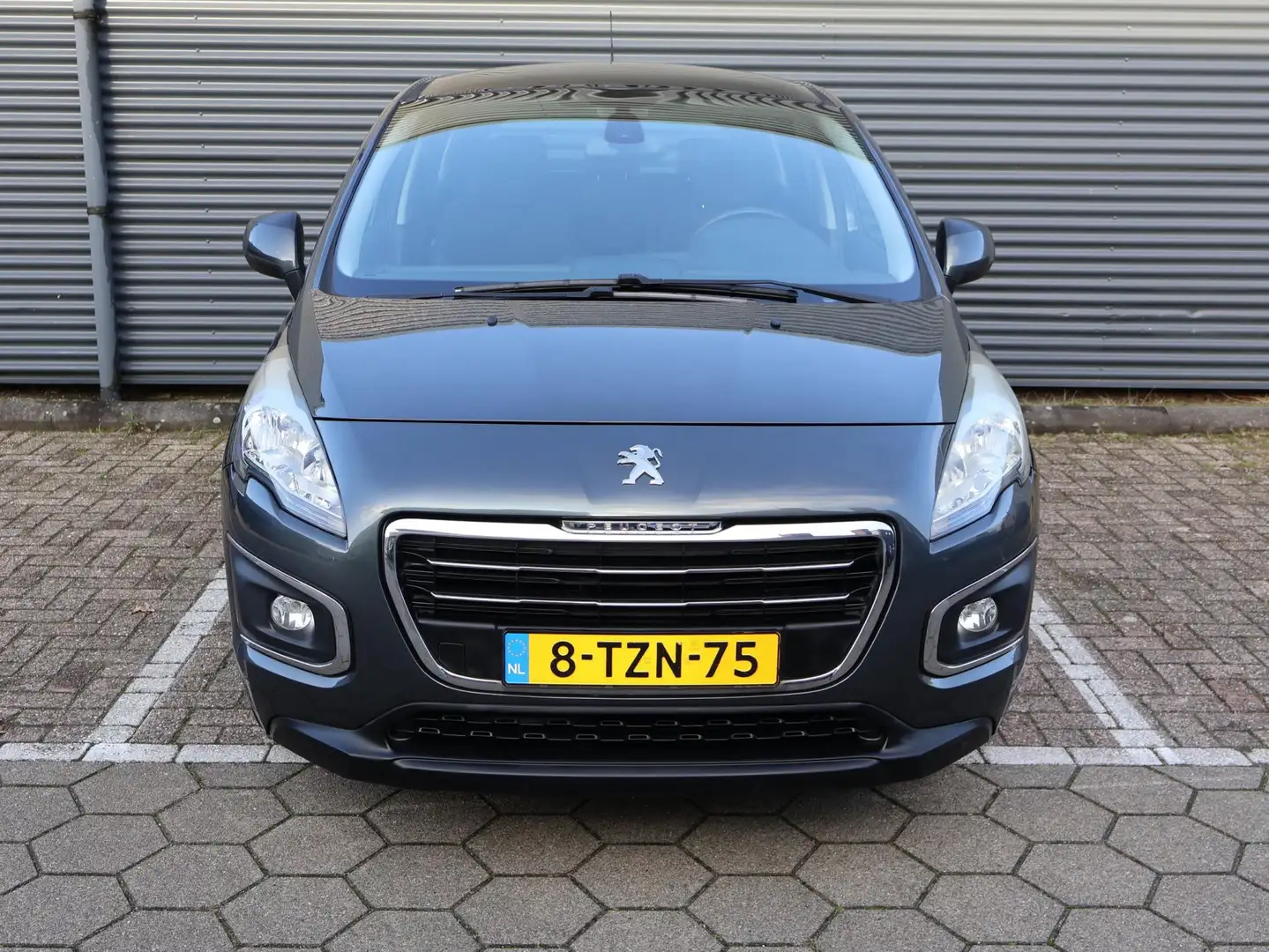 Peugeot 3008 1.6 VTi Active NAP Pano Navi 1e eigenaar Airco Cru Grijs - 2