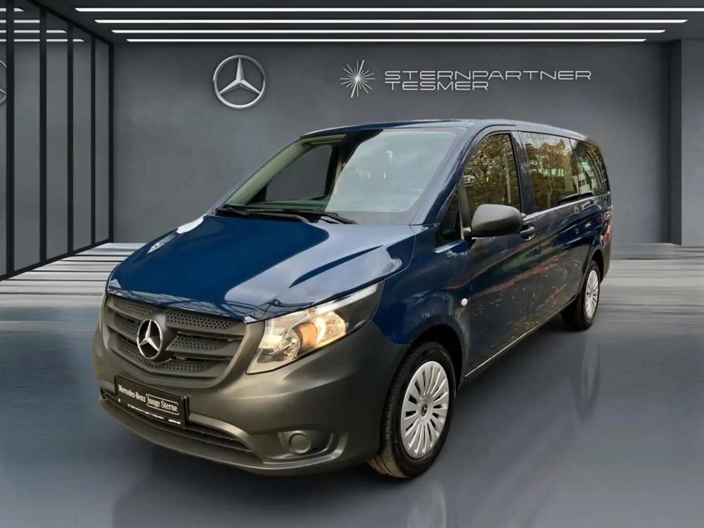 Mercedes-Benz Vito 114 CDI TOURER PRO, LANG - NAVI, StHz, KAM. Bleu - 1