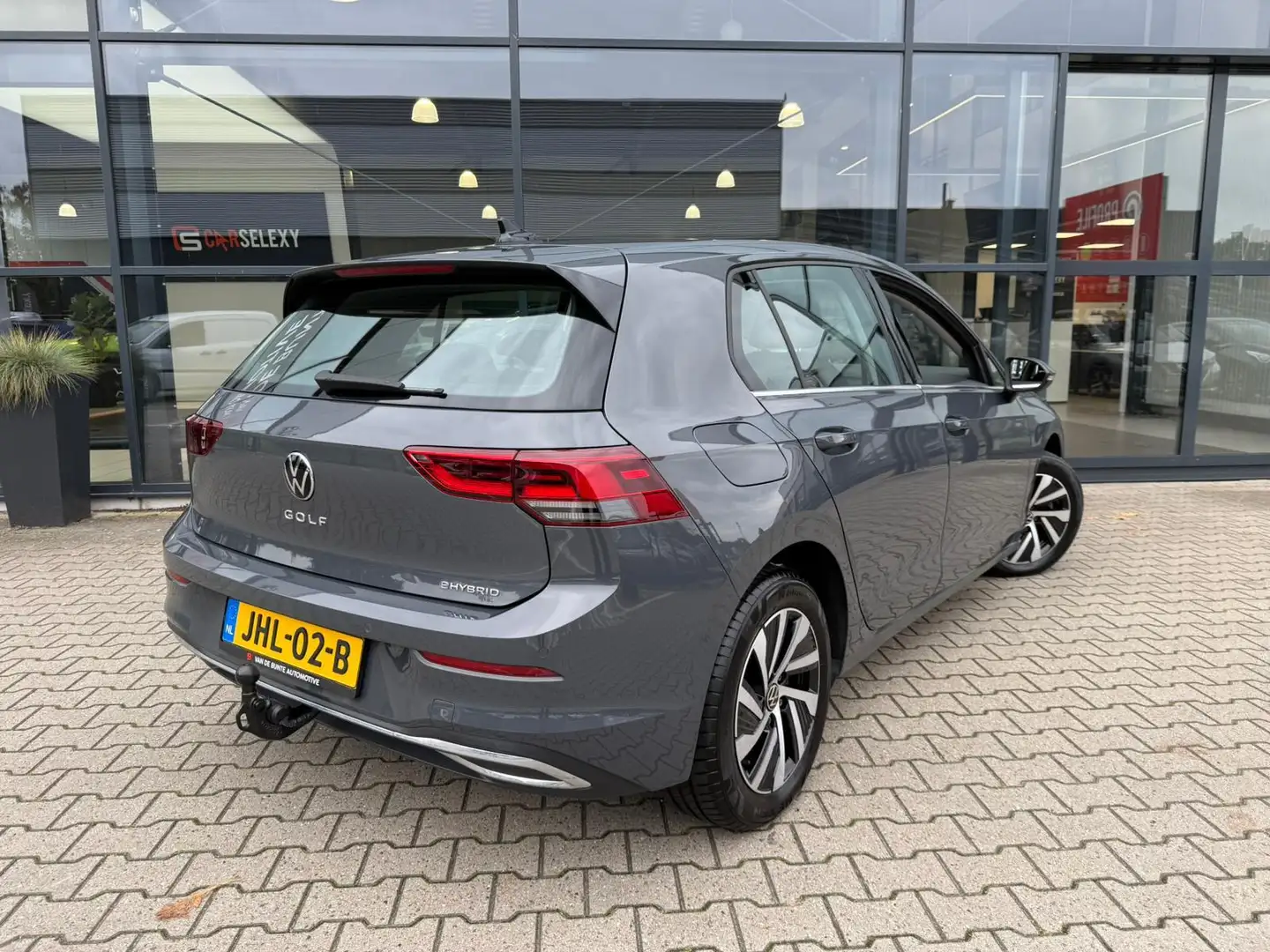 Volkswagen Golf 1.4 eHybrid Plug-In Style *Trekhaak & ACC* Grijs - 2