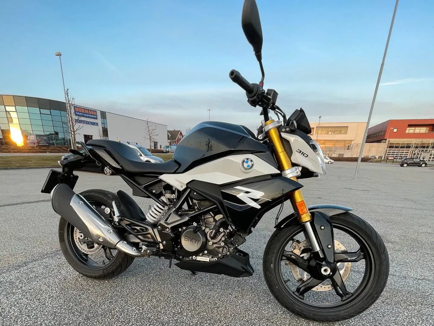BMW G 310 R Negru - 2
