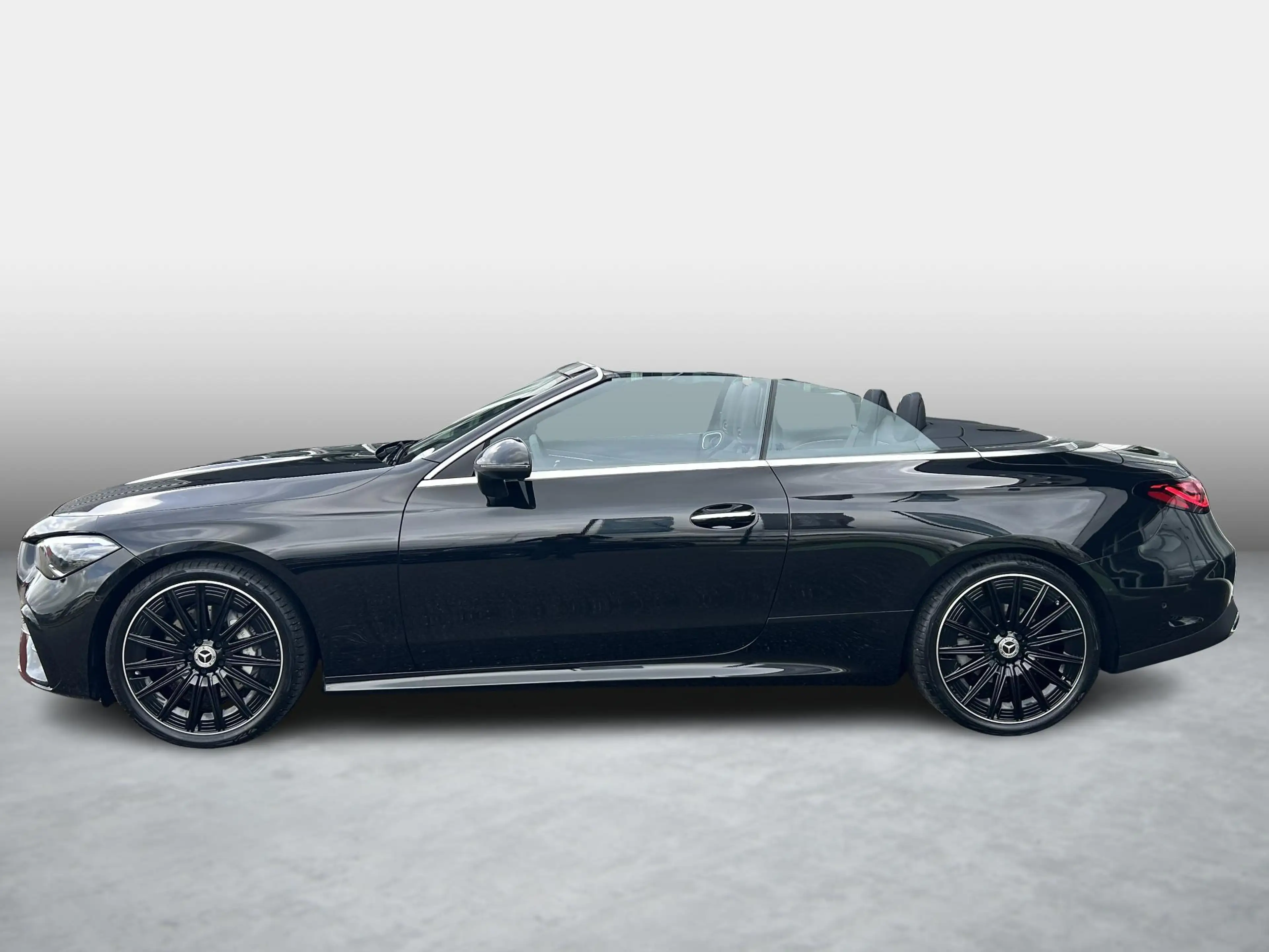 Mercedes-Benz CLE 200 Cabriolet AMG NIGHT | Memory | Winter Pakket | Air — photo 5