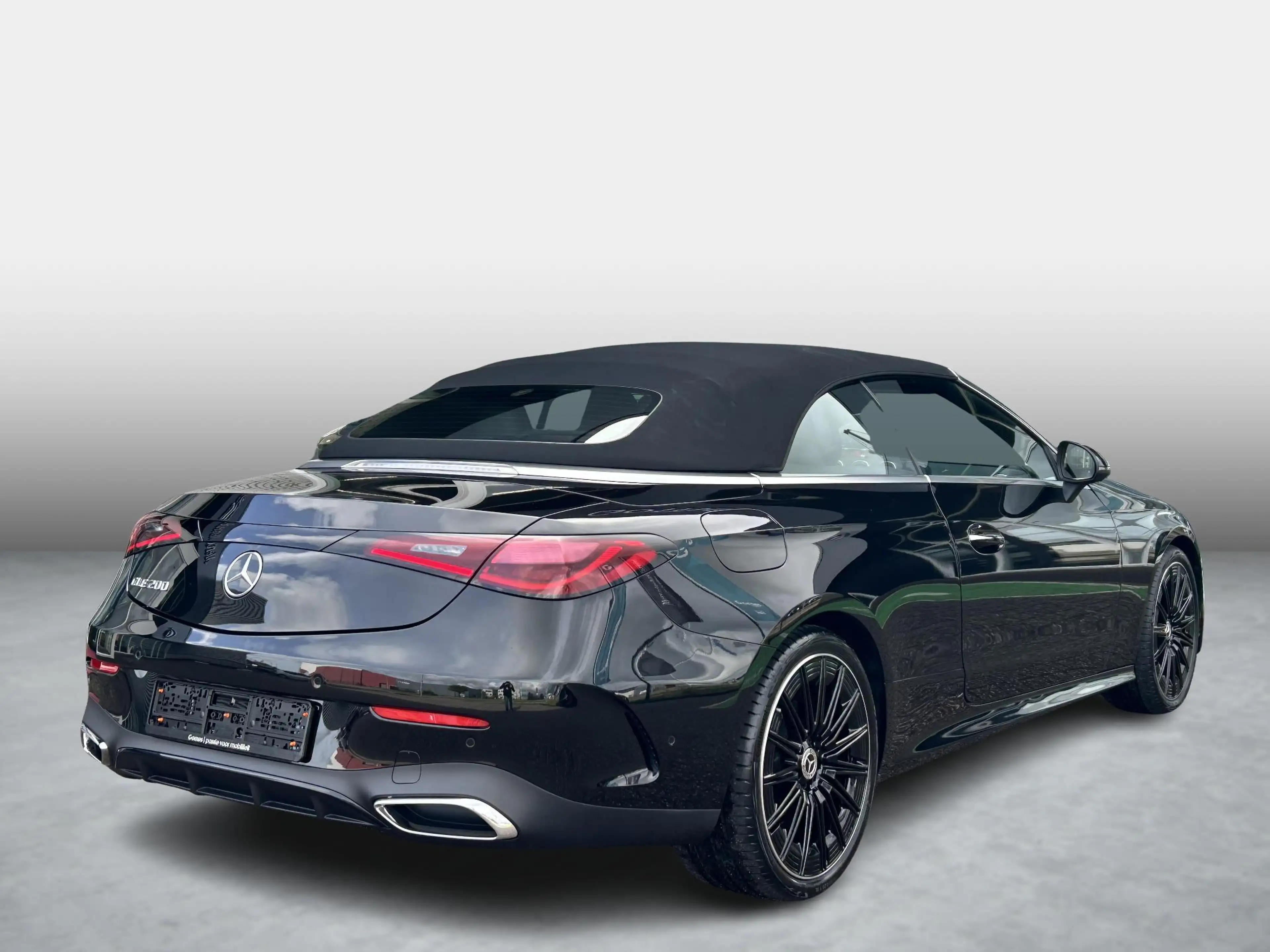 Mercedes-Benz CLE 200 Cabriolet AMG NIGHT | Memory | Winter Pakket | Air — photo 4