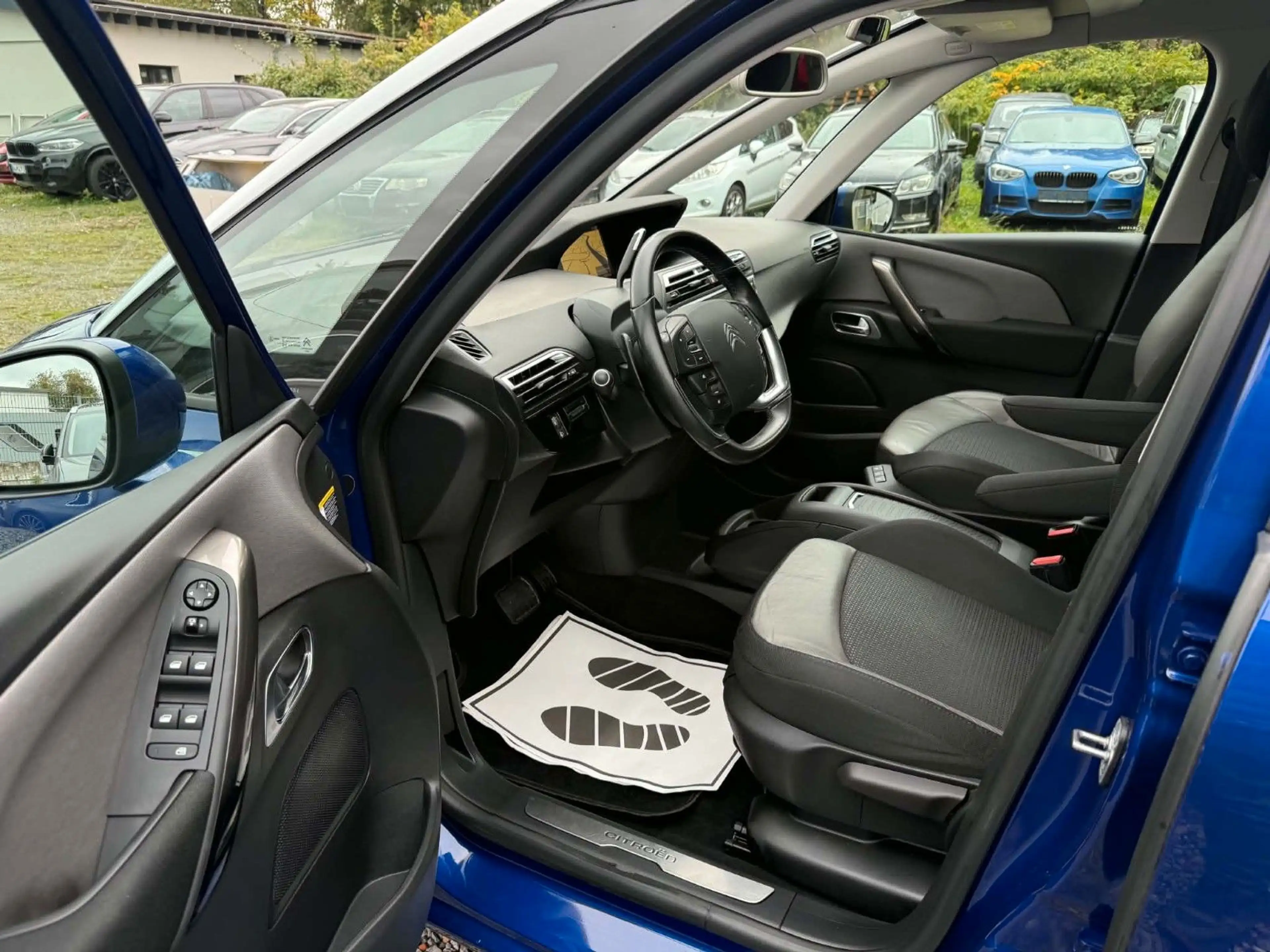 Citroen Grand C4 Picasso 1.6 THP 165 PS*7 Sitzer*Leder* — photo 8