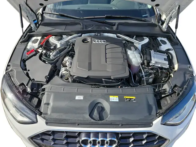 Audi A4 view 12