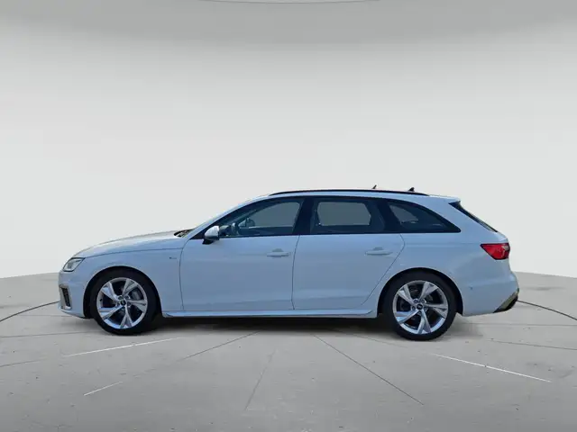 Audi A4 view 6