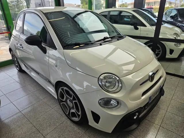 Abarth 500 1.4 Turbo T-Jet Custom