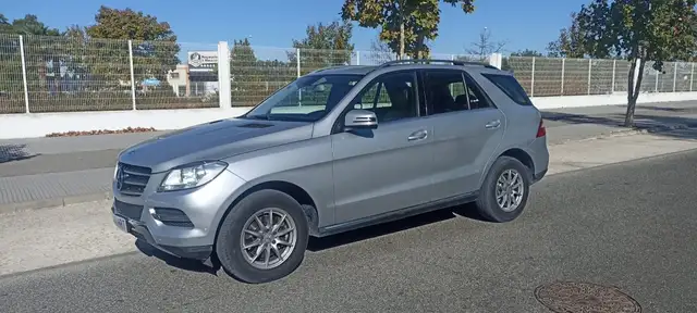 Mercedes-Benz ML 250 250BlueTec 4M 7G Plus