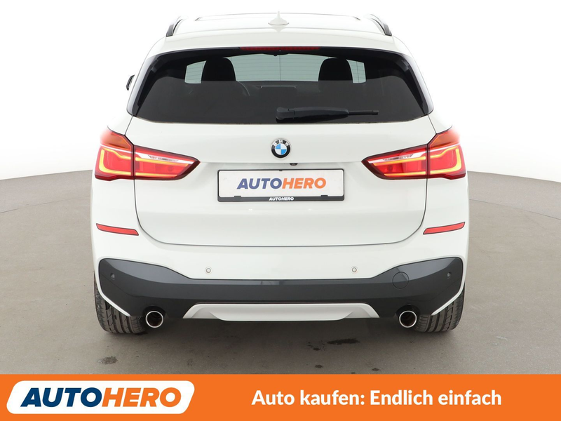 BMW X1 sDrive 20i M Sport Aut.*NAVI*HUD*LED*ACC* — photo 5