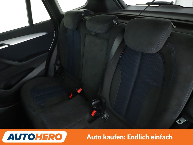 BMW X1 sDrive 20i M Sport Aut.*NAVI*HUD*LED*ACC* — photo 14