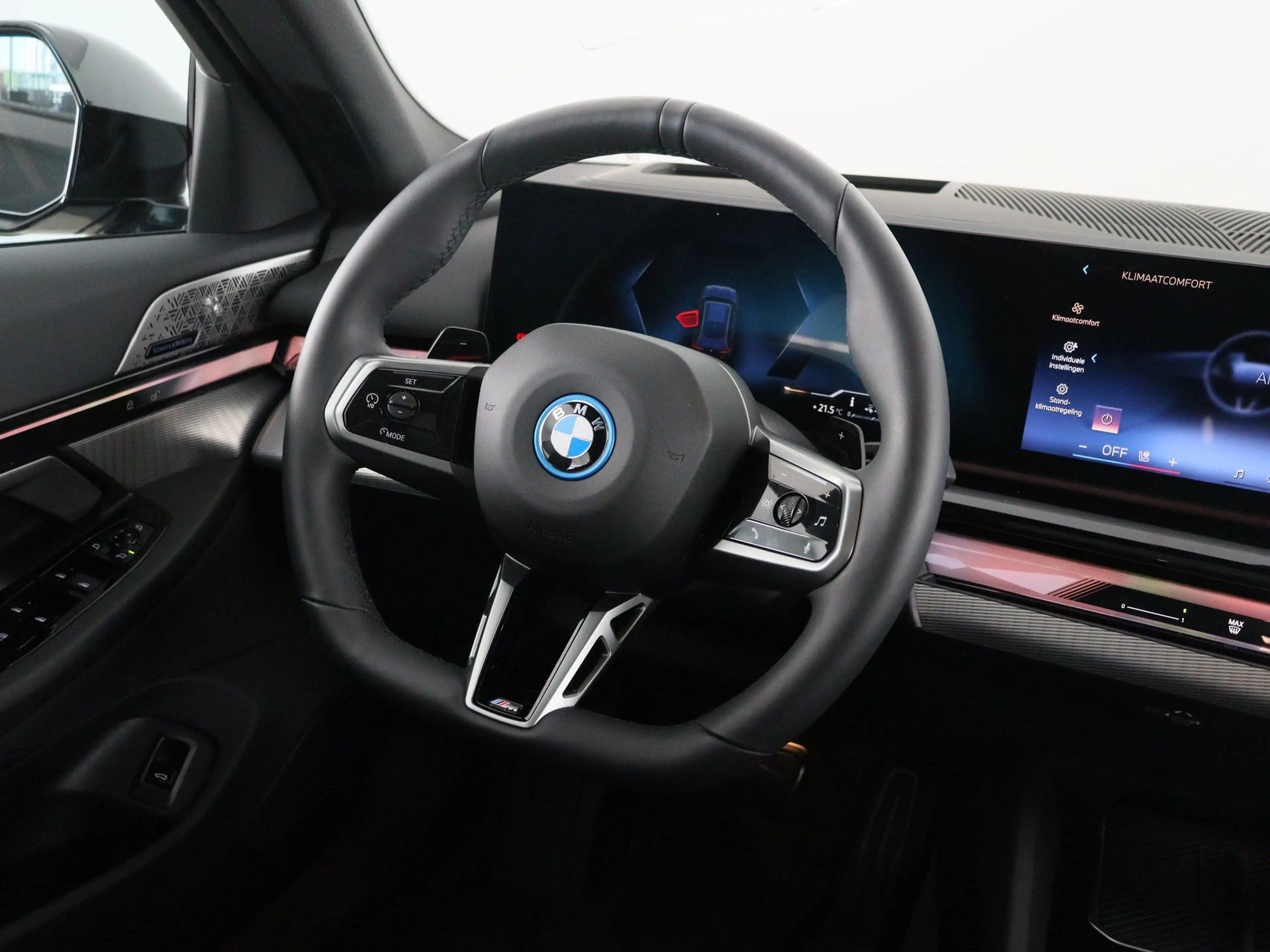 BMW 550 5 Serie Touring 550e xDrive — photo 2