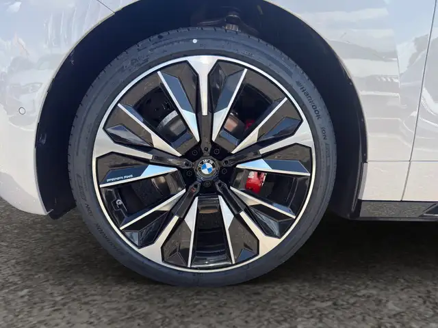 BMW iX xDrive60 112kWh Ansicht 7
