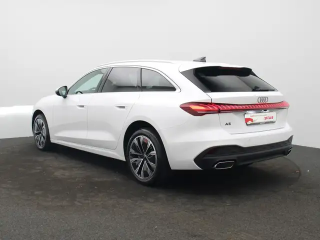 Audi A5 view 5