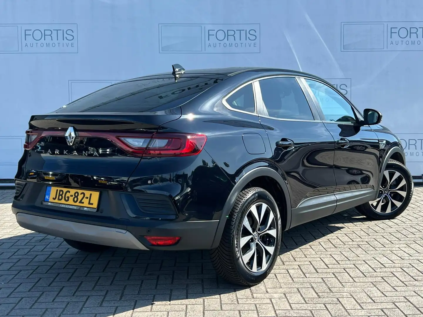 Renault Arkana 1.6 E-Tech hybrid 145 evolution CAMERA | NAVI | VE Noir - 2
