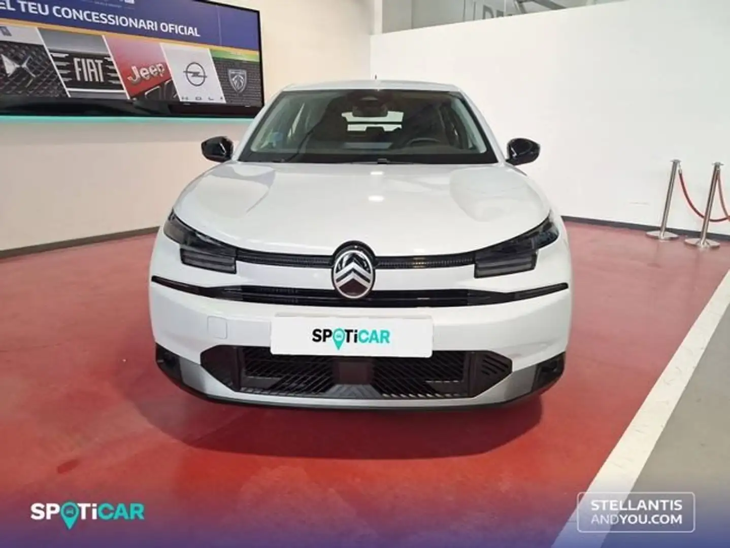 Citroën C4 Hybrid 145 ë-DCS6 Plus Gris - 2