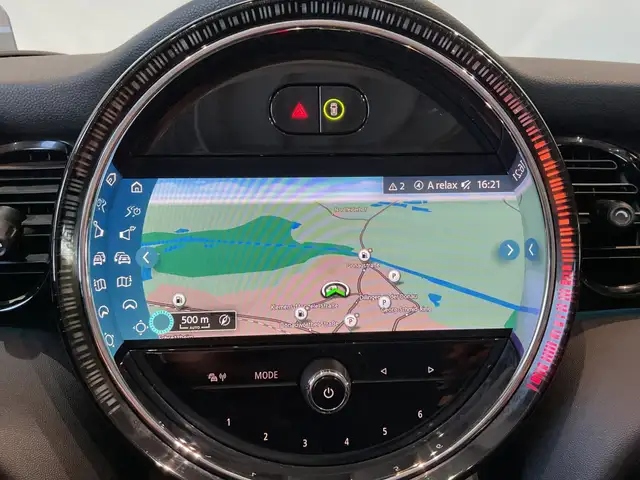 Mini Convertible view 5