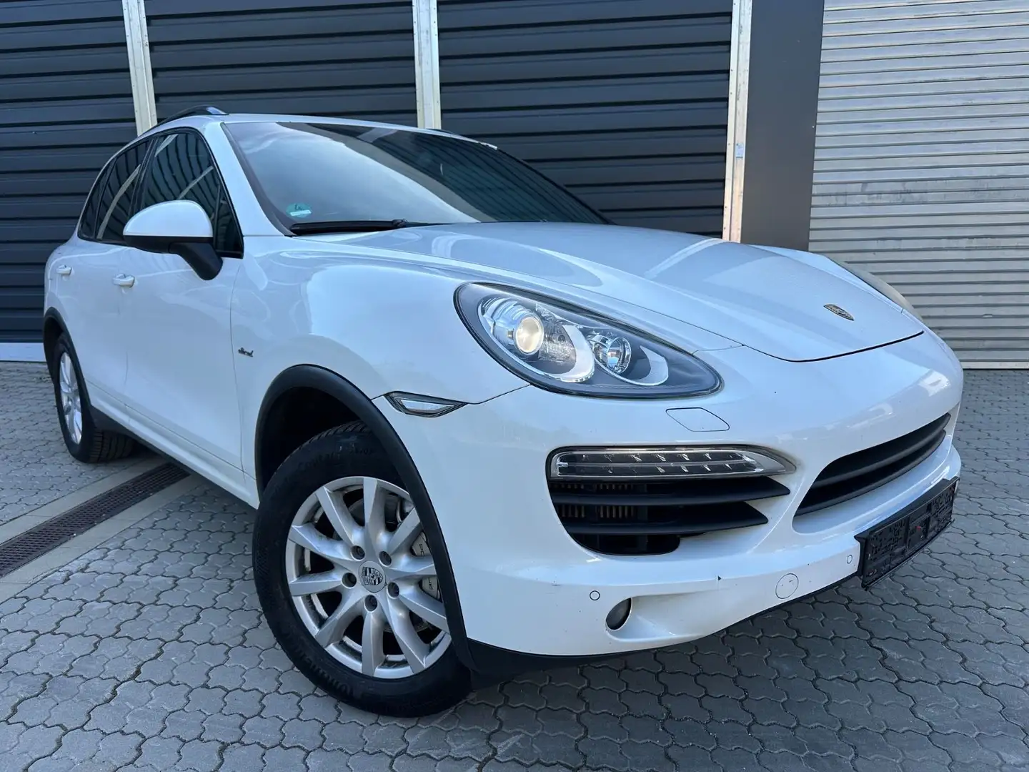 Porsche Cayenne S Diesel/TV/AHK/LUFT/BOSE/PDLS/STANDHEIZ White - 1