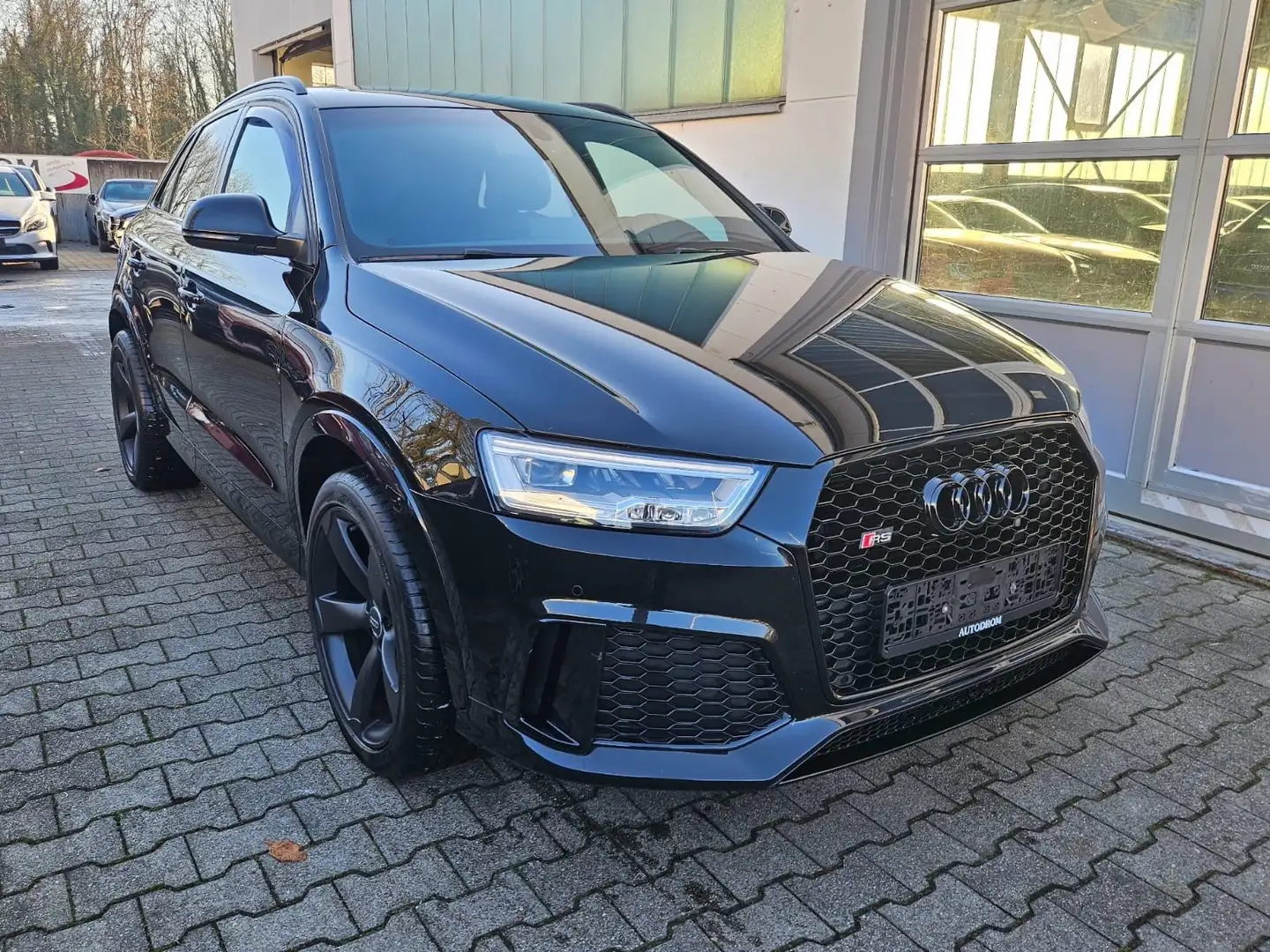 Audi RS Q3 RS Q3 2.5 TFSI quattro+20Zoll Rotor"AHK +Leder Schwarz - 1
