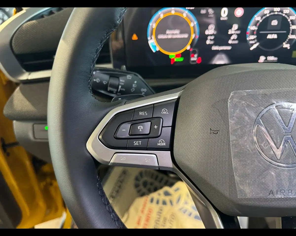 Volkswagen T-Roc 2ª serie 1.5 eTSI ACT DSG Life 10