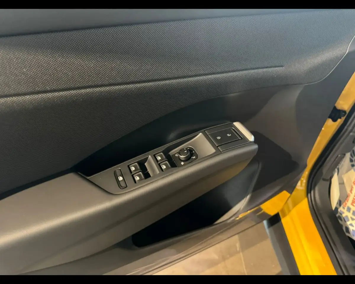 Volkswagen T-Roc 2ª serie 1.5 eTSI ACT DSG Life 13