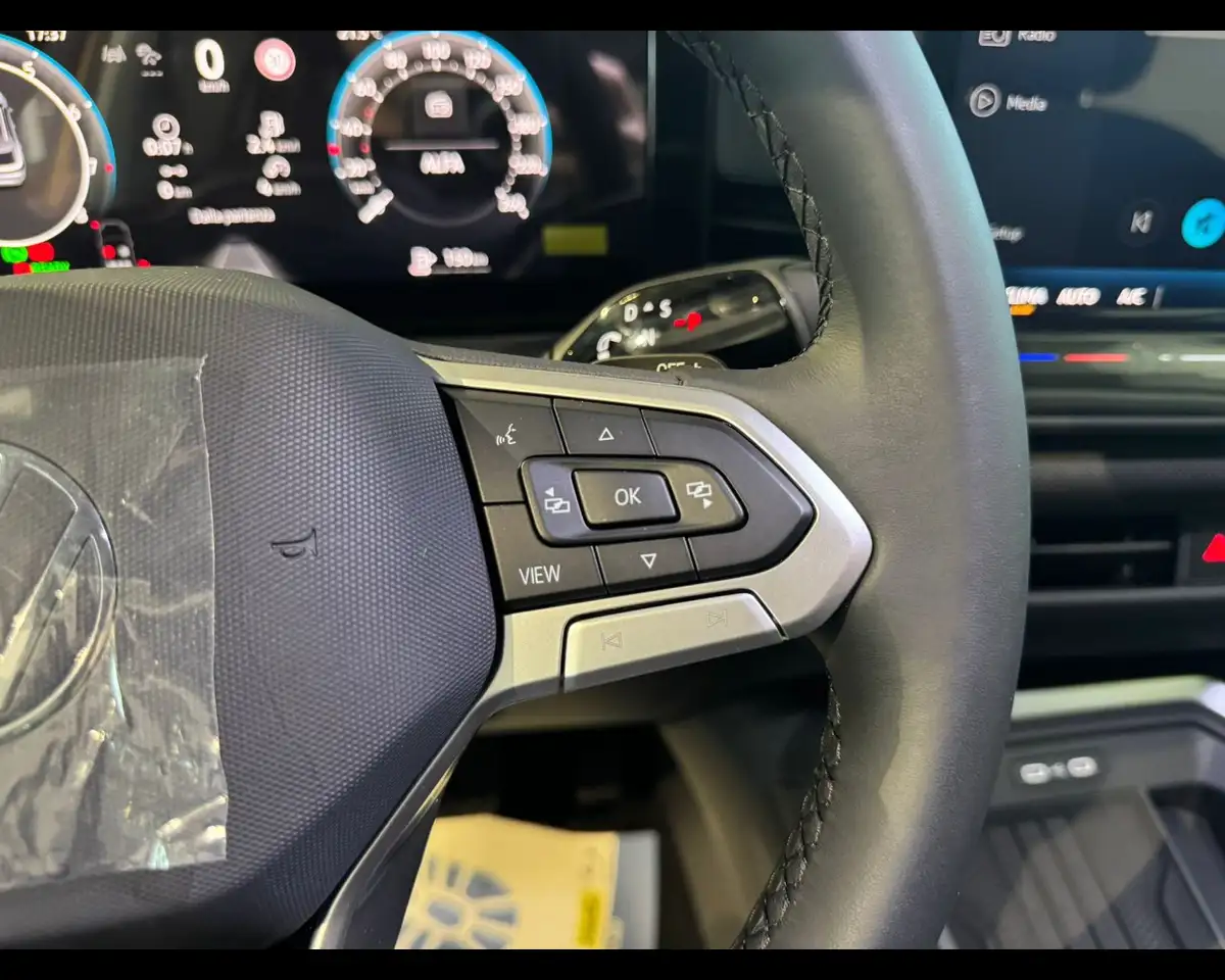 Volkswagen T-Roc 2ª serie 1.5 eTSI ACT DSG Life 11