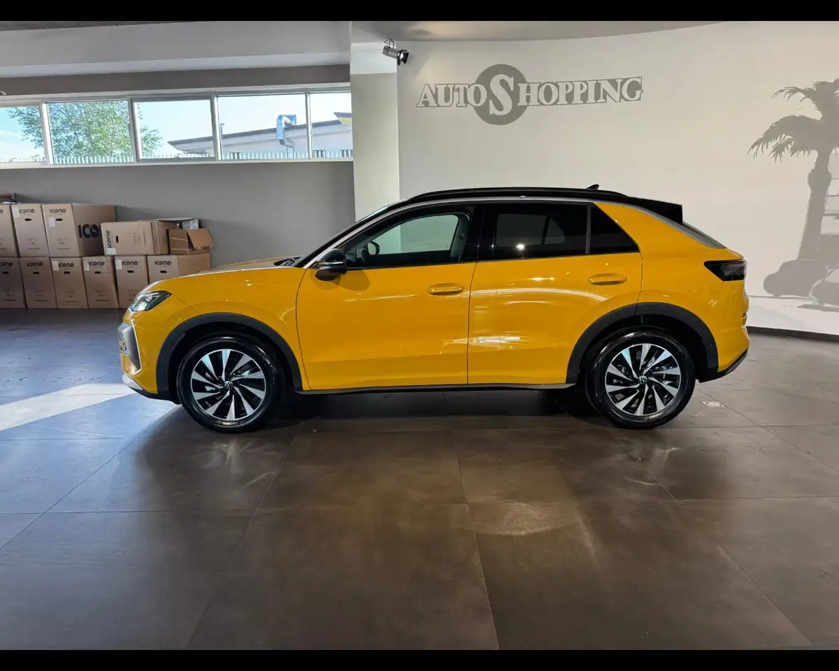 Volkswagen T-Roc 2ª serie 1.5 eTSI ACT DSG Life 5