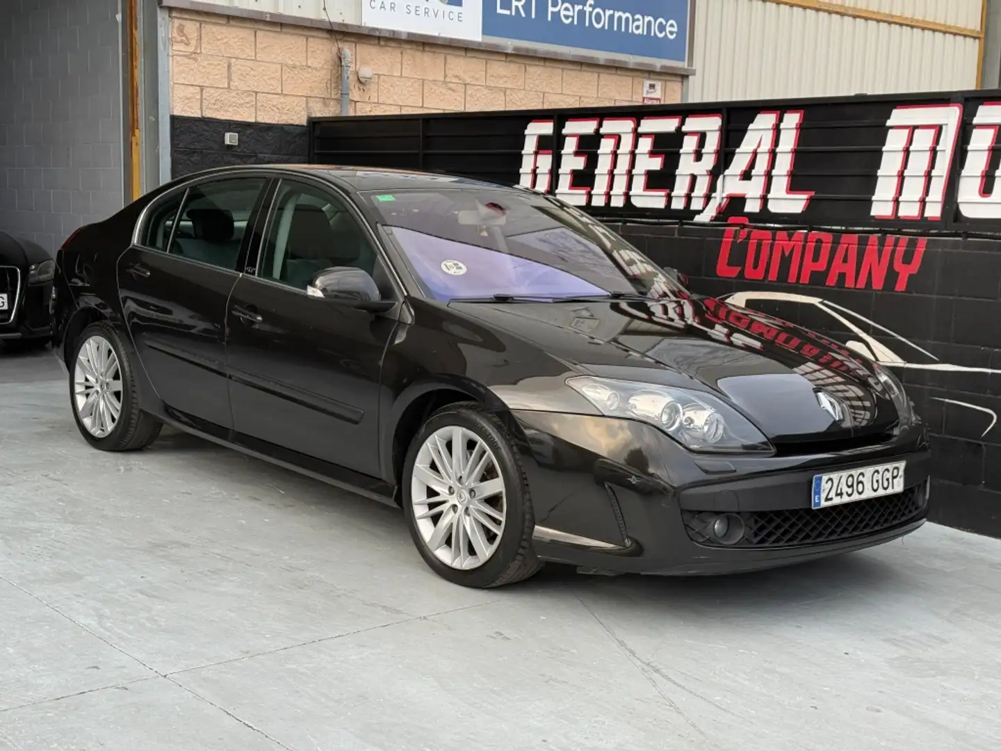Renault Laguna 2.0dCi GT 4RD 180 Schwarz - 1